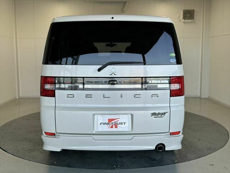 DELICA D5