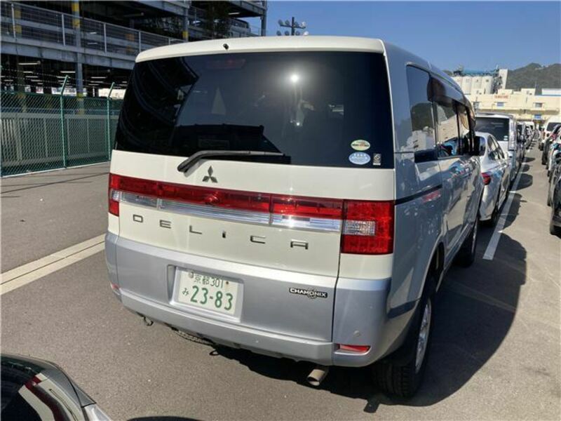 DELICA D5
