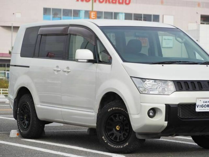DELICA D5