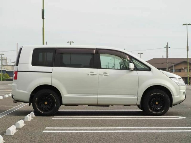 DELICA D5