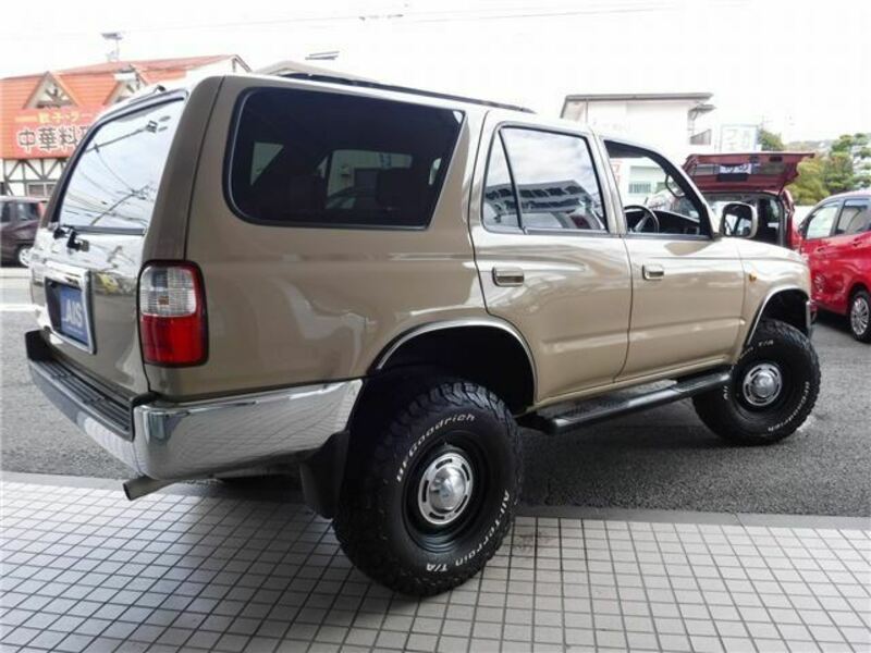 HILUX SURF