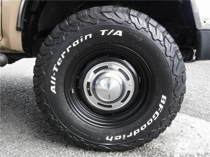 HILUX SURF