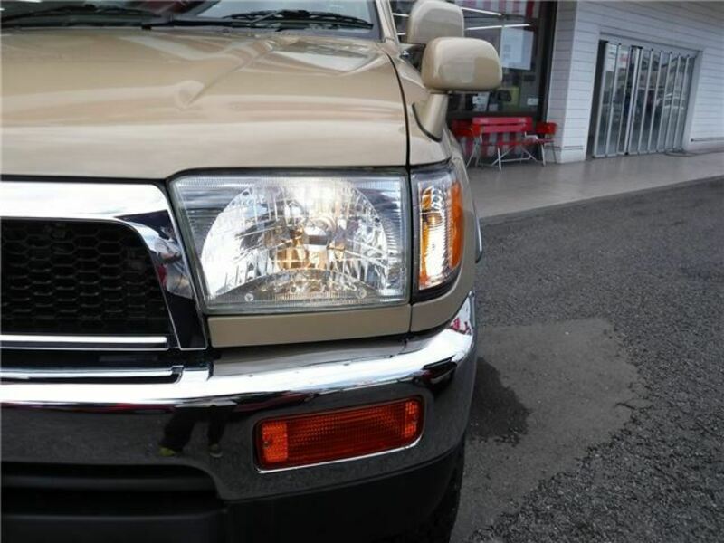 HILUX SURF