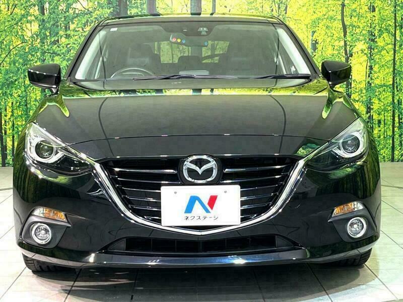 Axela Sport