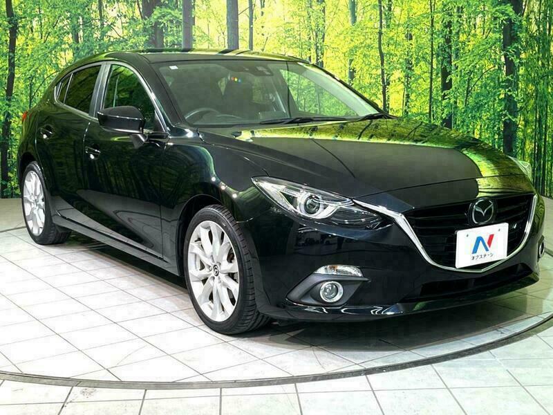 Axela Sport