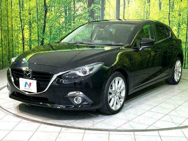 Axela Sport