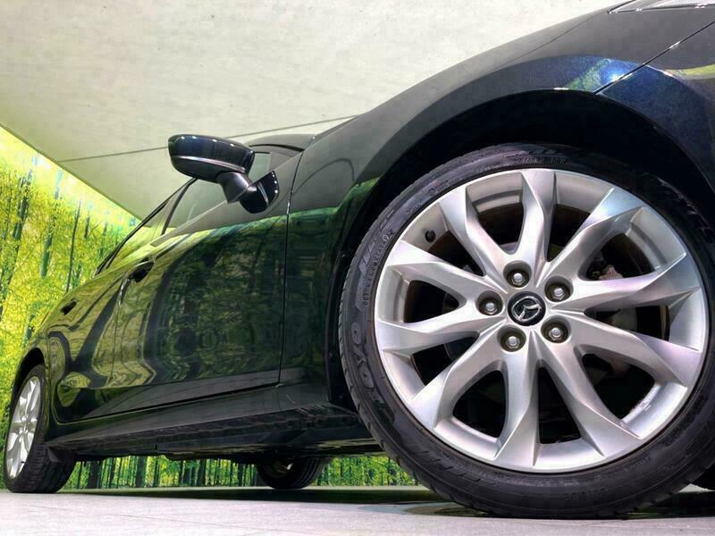 Axela Sport