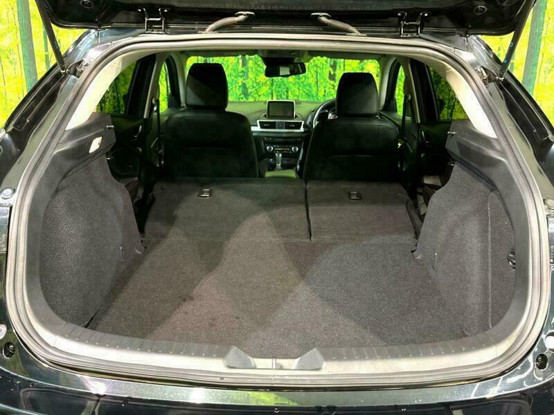 Axela Sport