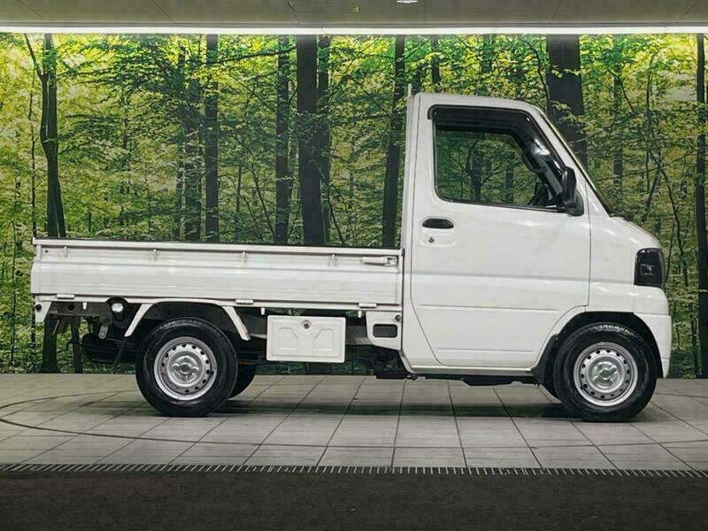 CLIPPER TRUCK