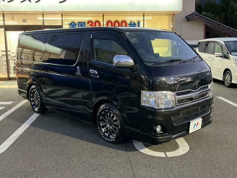 HIACE VAN