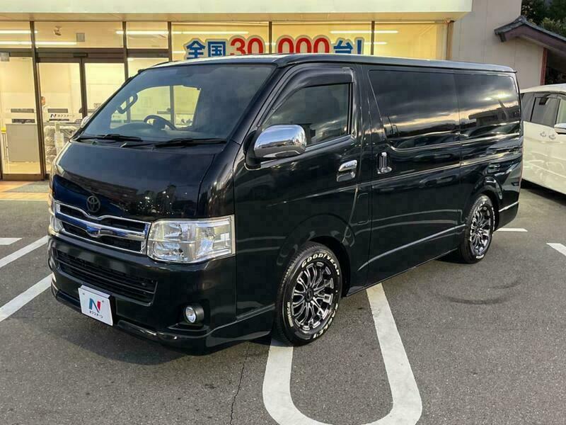 HIACE VAN