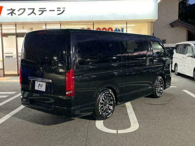 HIACE VAN