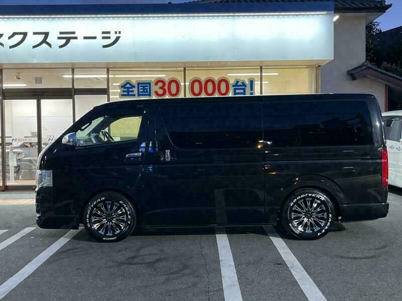 HIACE VAN