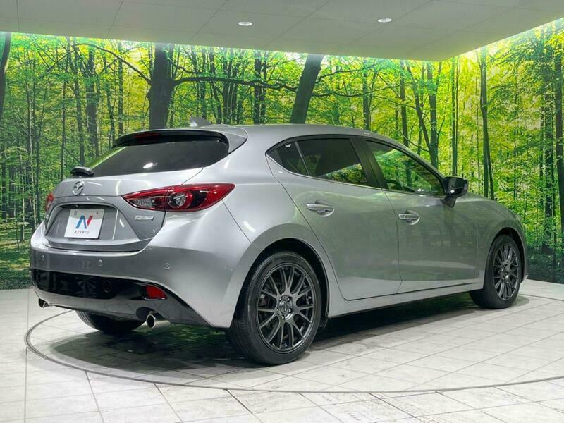 Axela Sport