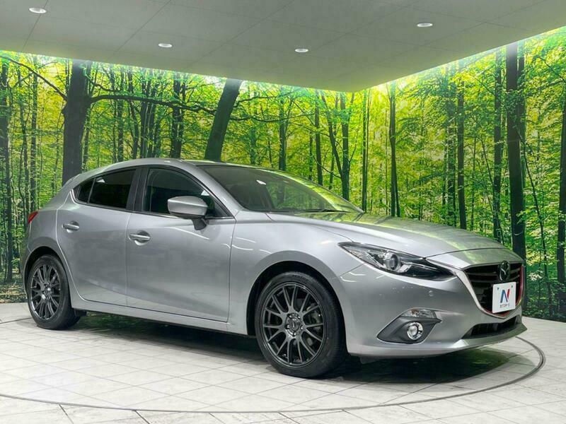 Axela Sport