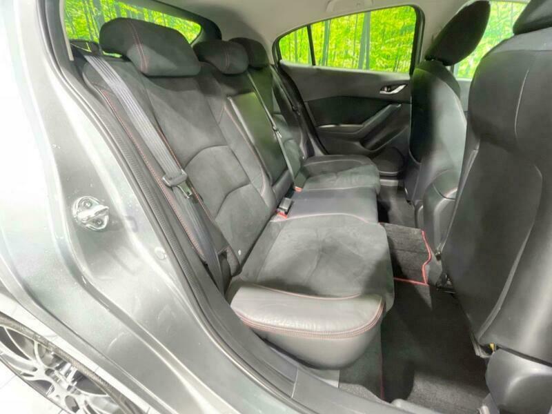 Axela Sport