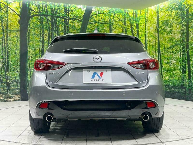 Axela Sport
