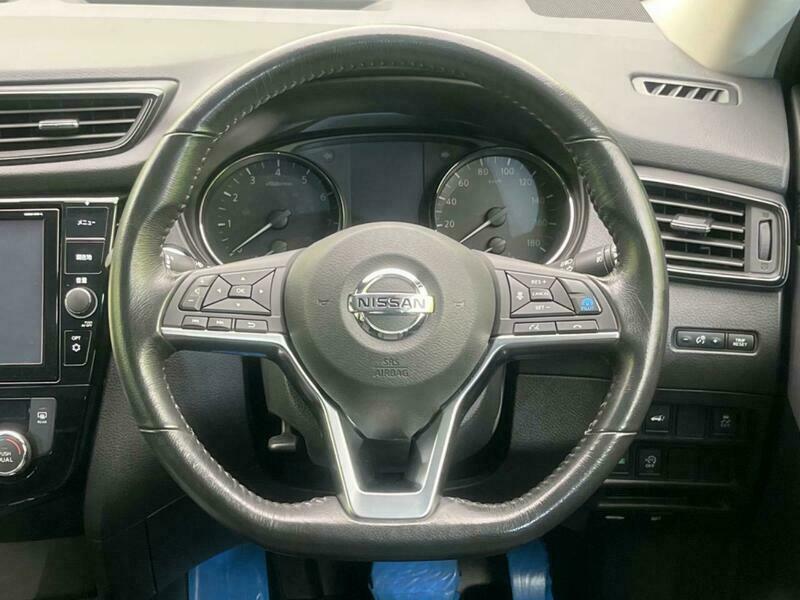 X-TRAIL-42