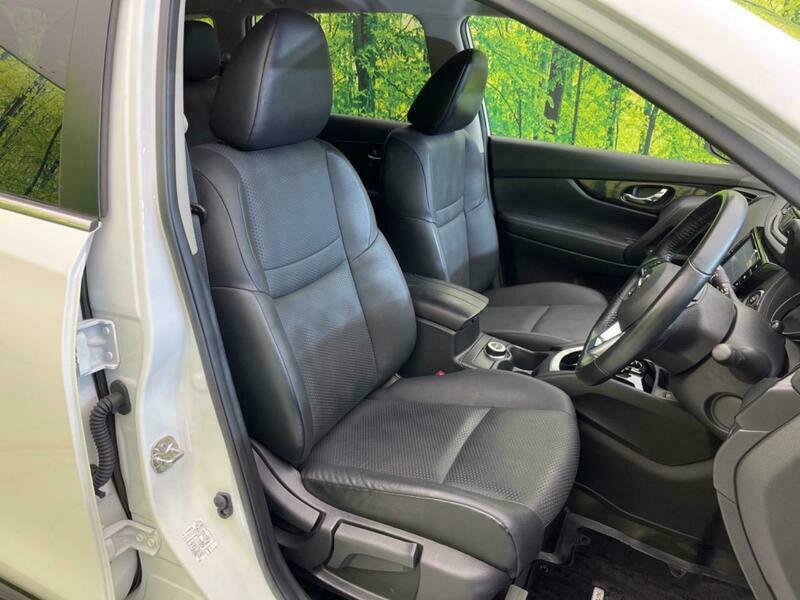 X-TRAIL-18