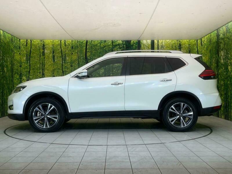 X-TRAIL-17