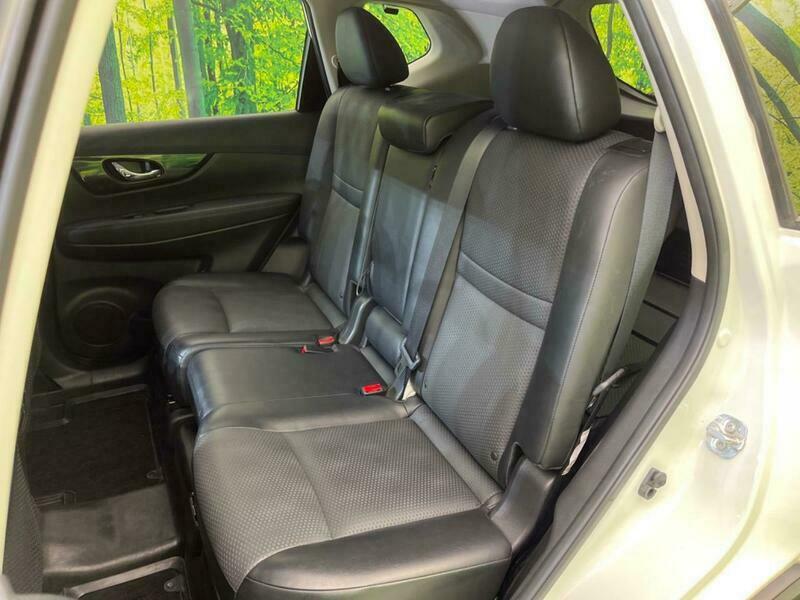 X-TRAIL-27