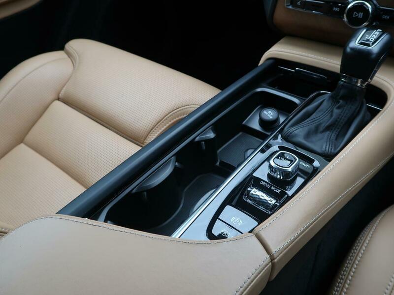 XC90