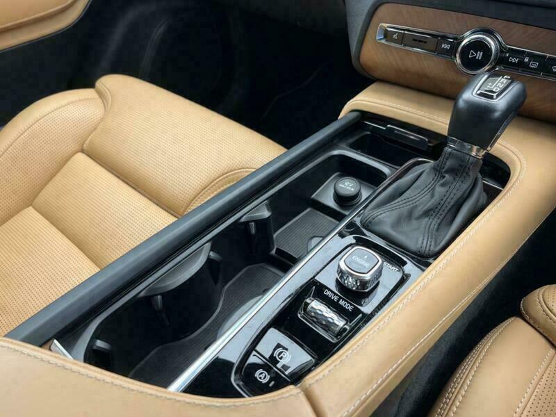 XC90