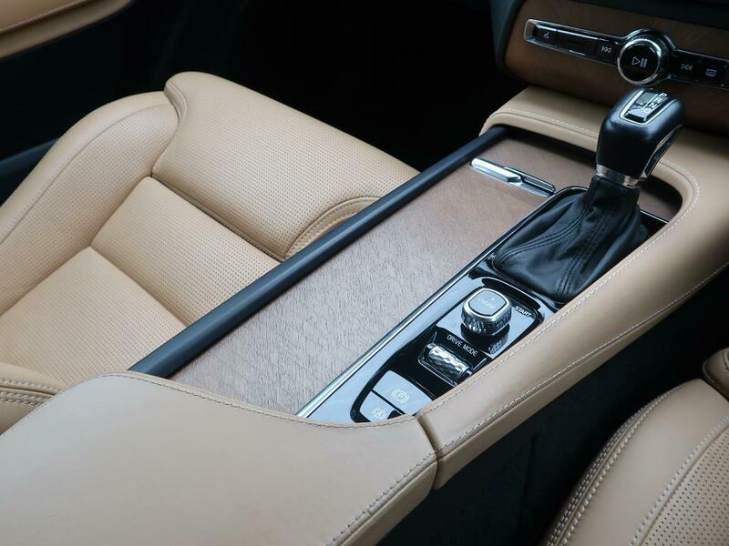 XC90