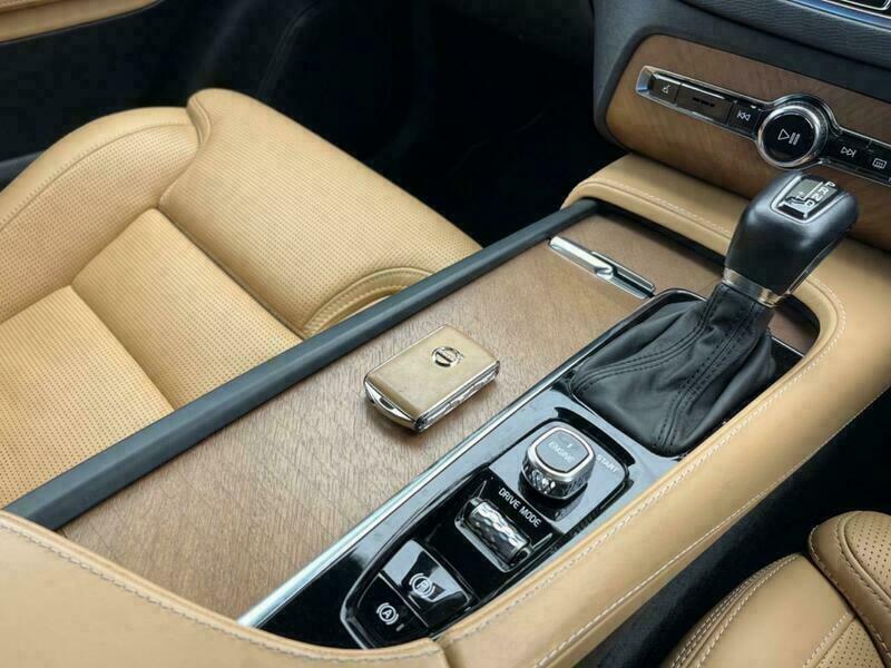 XC90