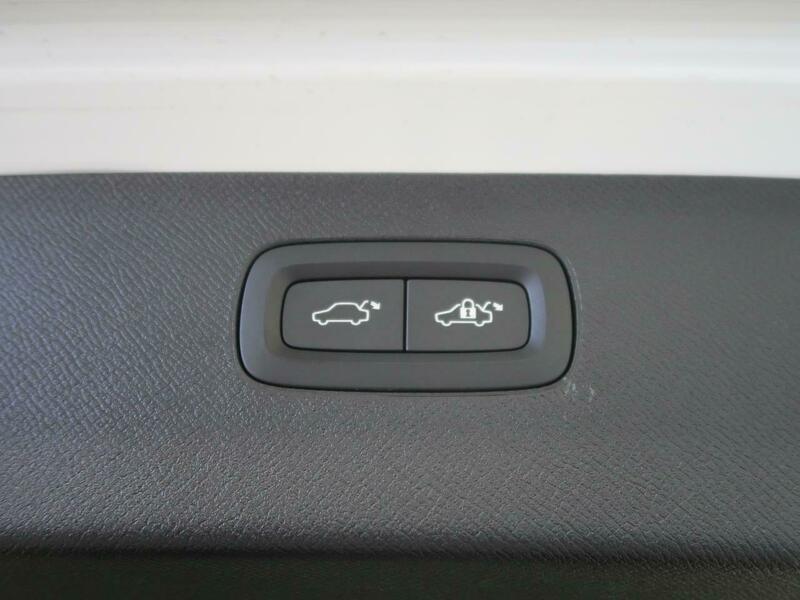 XC90