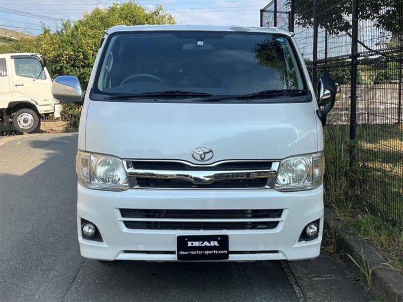 HIACE VAN-1