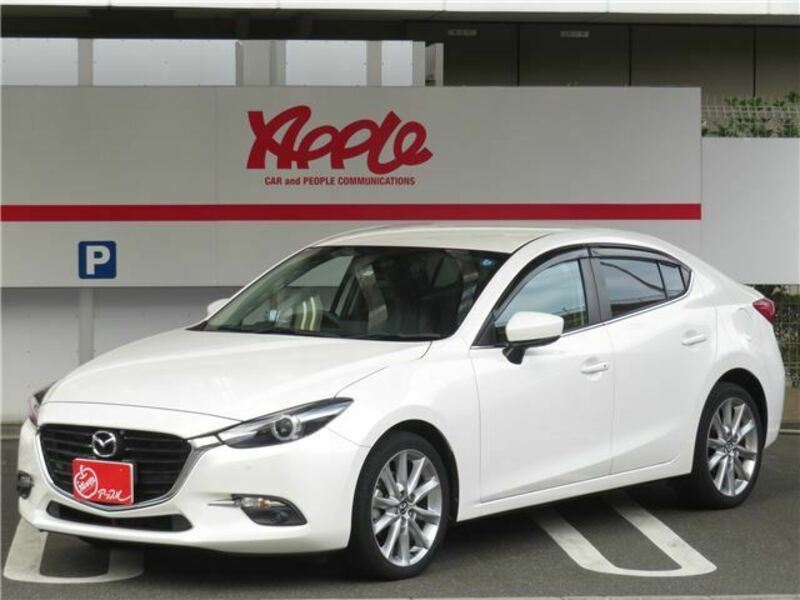 MAZDA　AXELA HYBRID