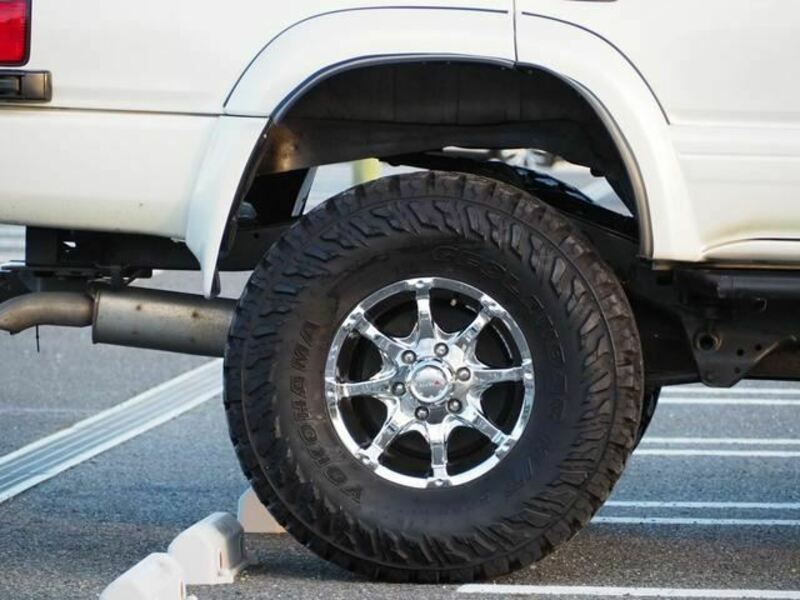 HILUX SURF