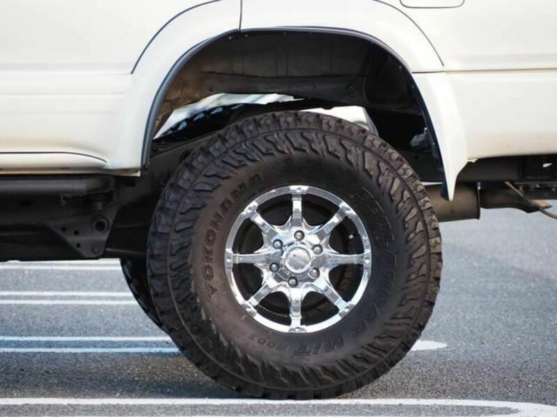 HILUX SURF