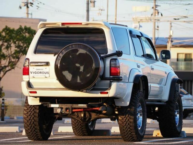 HILUX SURF