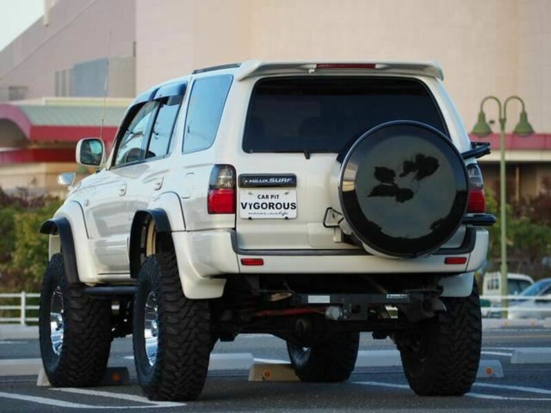 HILUX SURF