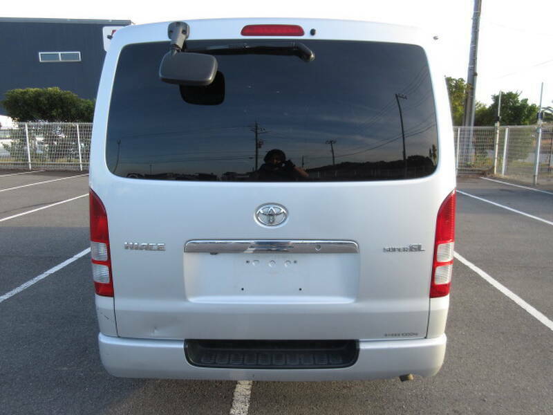 HIACE VAN