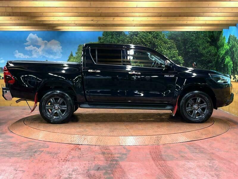 HILUX
