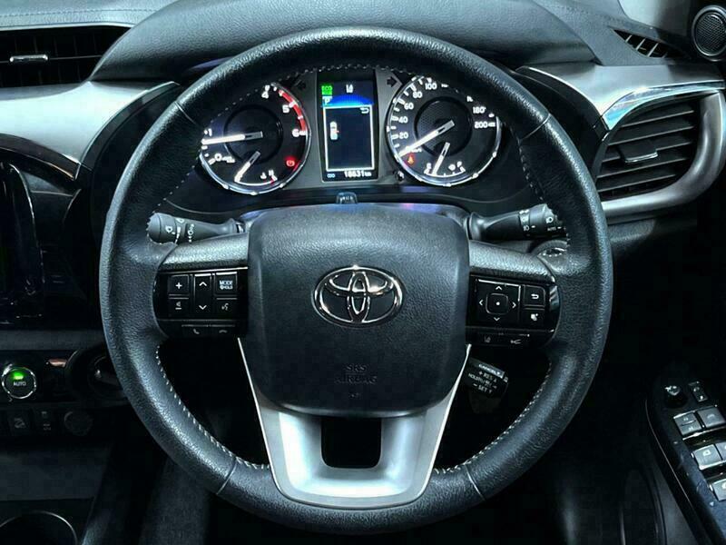 HILUX