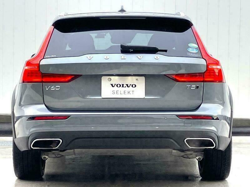 V60