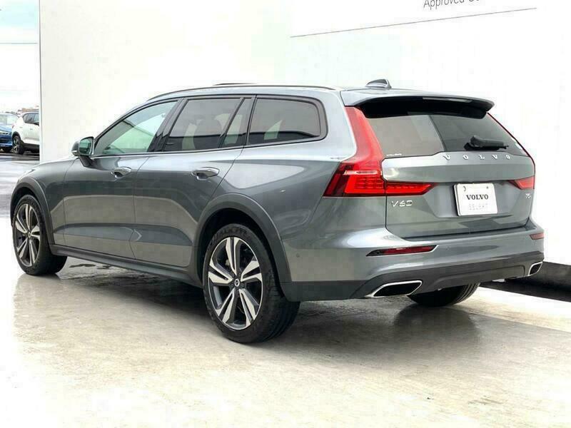 V60