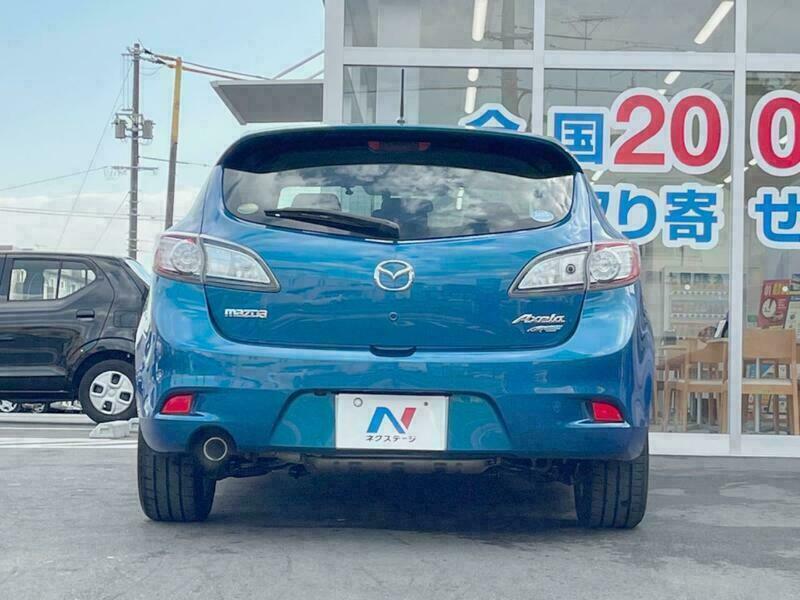 Axela Sport