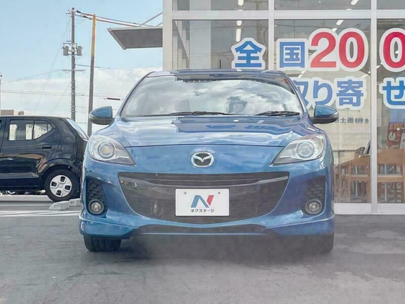 Axela Sport