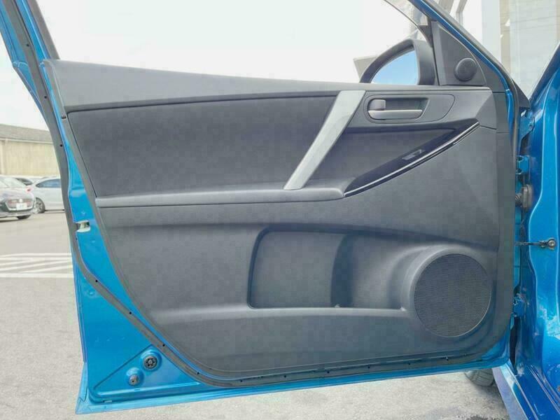 Axela Sport