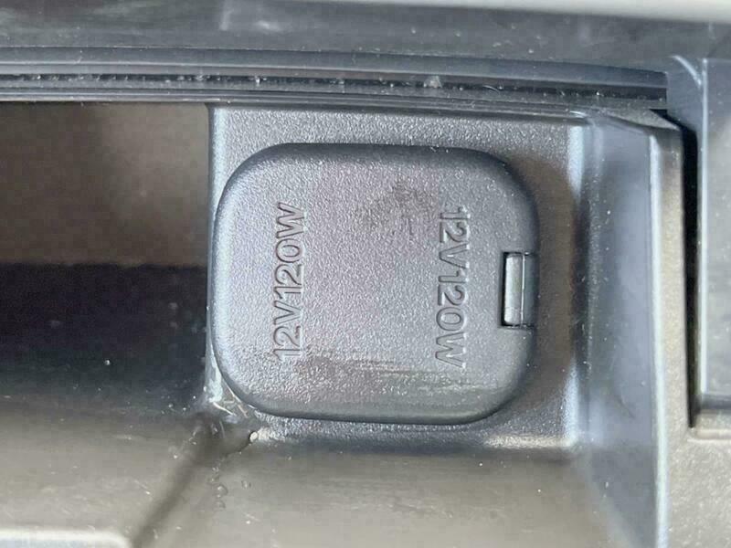 Axela Sport