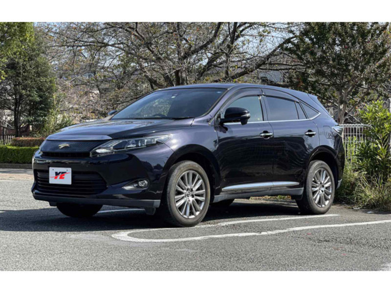 TOYOTA　HARRIER