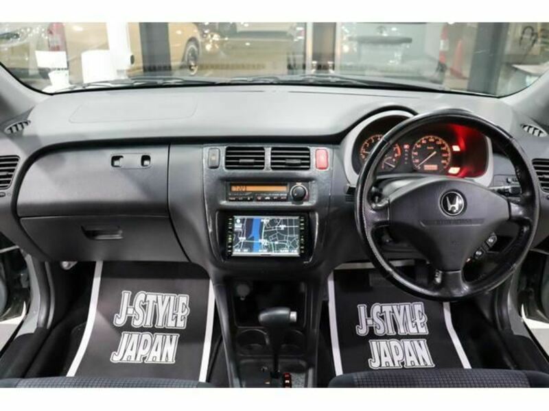 HR-V