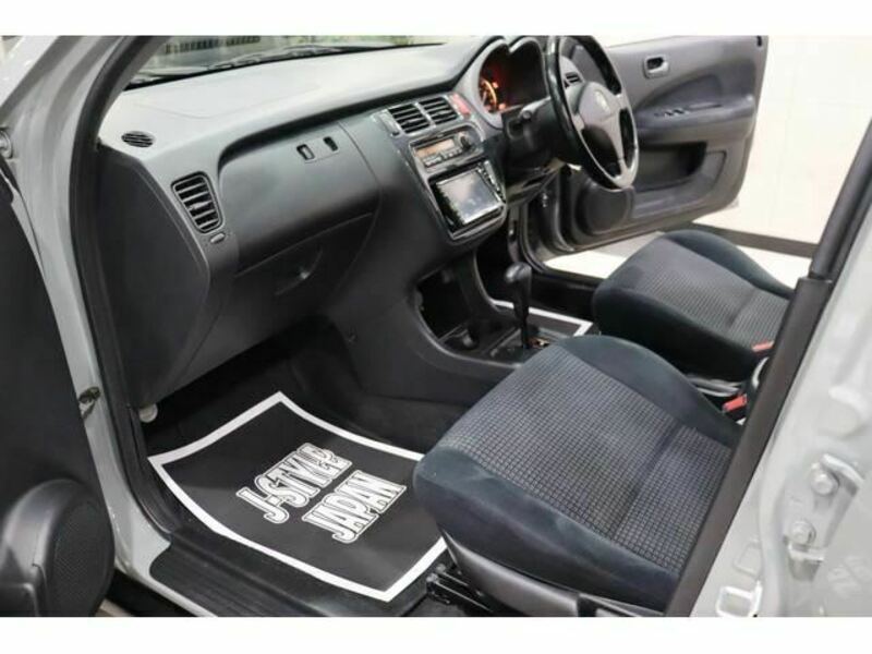 HR-V
