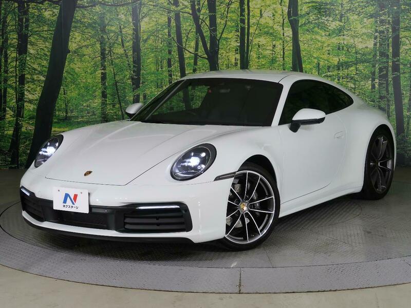 911