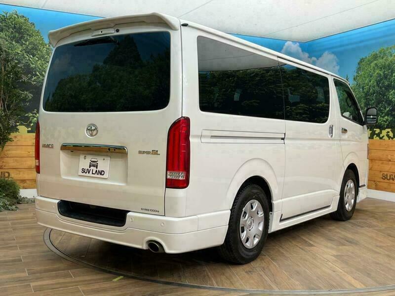 HIACE VAN